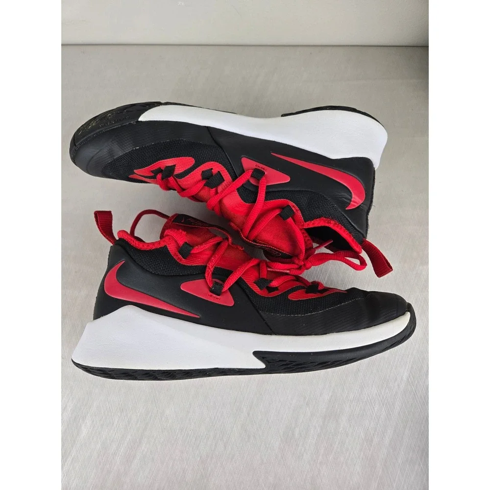 Nike Future Court‎ 2 Black University Red Basketball Shoes BQ5628-002 Boys 7Y